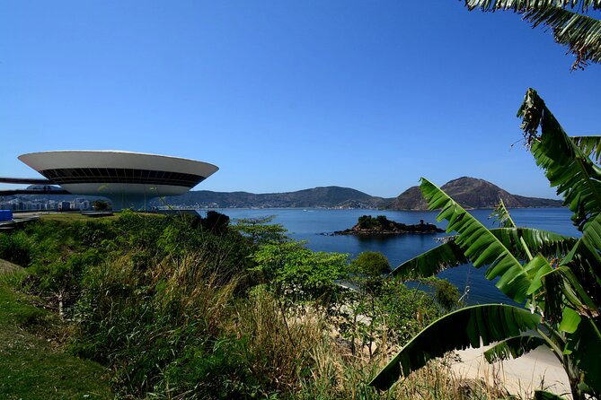 Niterói City tour in Niterói and MAC Niemeyer Museum - Icaraí Beach and the Viewpoint Rhythm Along Guanabara Bay