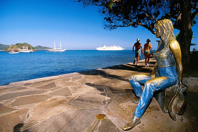 One Day in Búzios + Boat Trip + Lunch - Stop 1: Praia da Armação (the Bardot moment)
