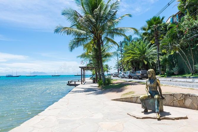 One Day Tour to Buzios departing from Rio de Janeiro - Costa do Sol - João Fernandes: iconic beach, prepare for crowds