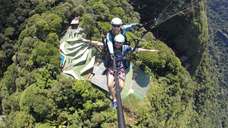 PARAGLIDING FLIGHT IN SÃO CONRADO - RIO DE JANEIRO - Safety on the wing: what veteran pilots really change