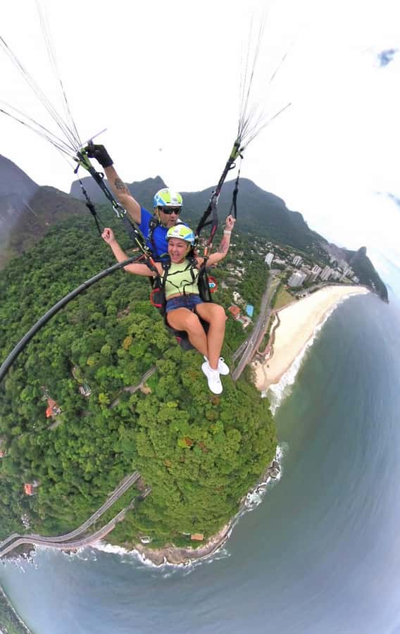 PARAGLIDING FLIGHT IN SÃO CONRADO - RIO DE JANEIRO - Best time slots and how weather affects your day plan