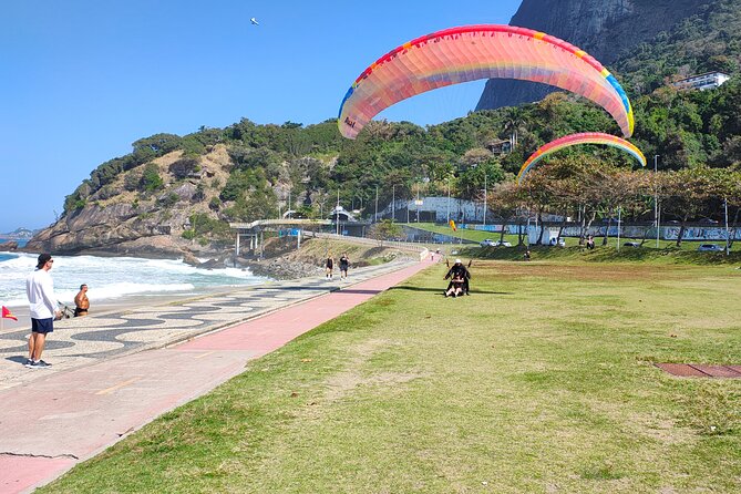 Paragliding in Rio with BigFly crew pick up included. - Tandem paragliding over Rio: São Conrado, Ipanema, and the Tijuca Forest