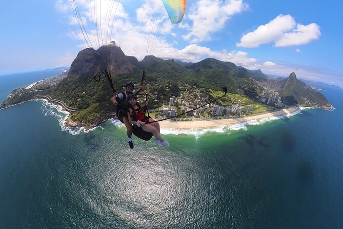 Paragliding Rio de Janeiro - What the Flight Really Feels Like (8 to 15 Minutes)
