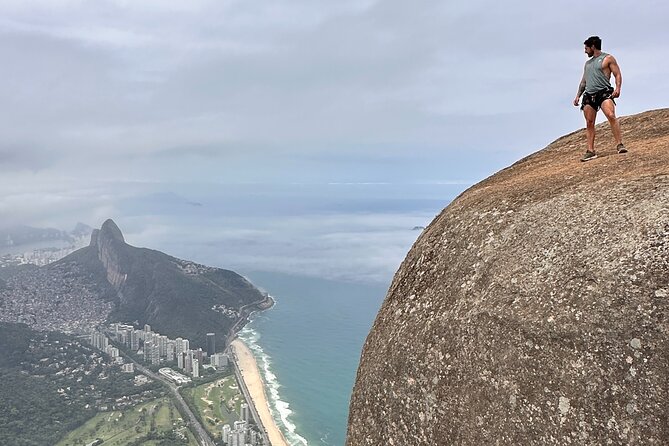 Pedra da Gávea Hike / Gavea Rock Hike - Guides and small-group attention: why up to 8 people makes a difference