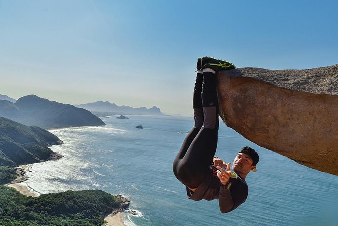 Pedra Do Telégrafo + Praia De Grumari - Pedra do Telégrafo trail: 40 minutes, photo stops, and pacing that works