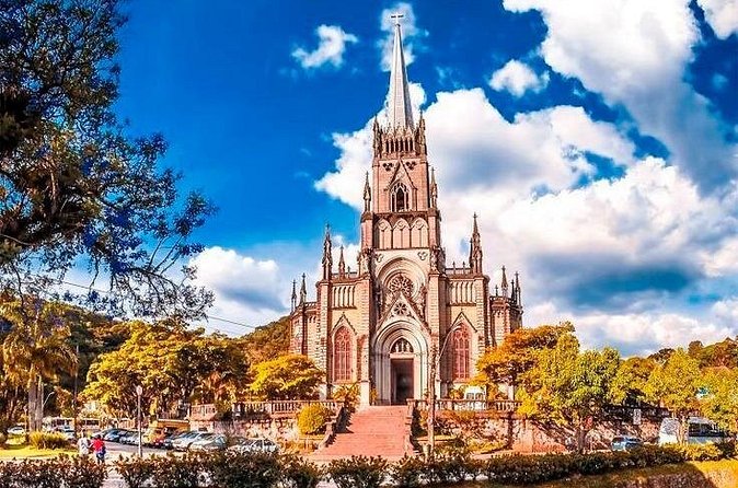 Petrópolis City Tour with lunch - Lunch at Soberano Grill and how to use the meal time well