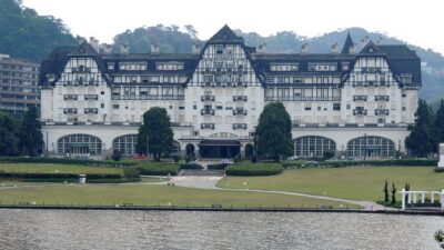 Petrópolis Day Trip from Rio de Janeiro including Imperial Museum and Crystal Palace