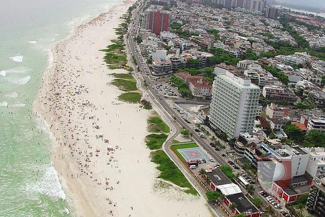 Private 30 min Helicopter Tour in Rio de Janeiro for 3 people - The flight route: Christ the Redeemer, the coast, the park, and the mountains