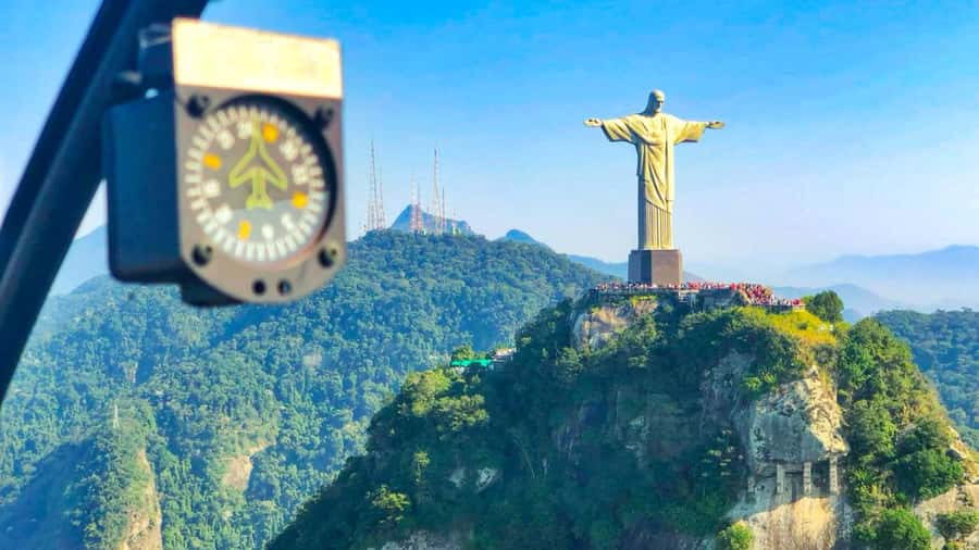 Private Helicopter tour - Rio de janeiro in 30min - Should you book this 30-minute private helicopter tour?