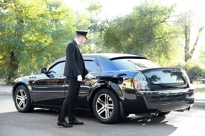 Private One-way Airport Transfer From Galeao Airport To Rio - Private GIG to Rio: the first mile that sets your trip tone