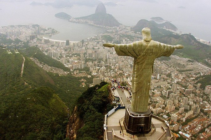 Private Tour of Christ the Redeemer in Rio de Janeiro - Escadaria Selarón: a 30-minute color break in central Rio