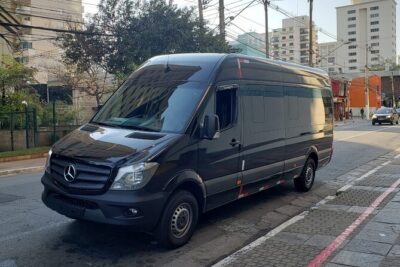 Private Transfer: From GIG Airport to Rio Hotels (Up to 15 People