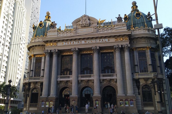 Private Walking Tour: Exploring Rio City Center by Foot - Escadaria Selarón: colorful steps, quick stop, big impact
