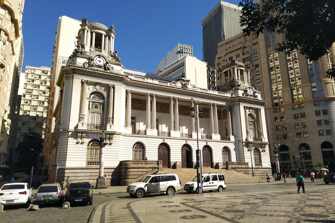 Private Walking Tour: Exploring Rio City Center by Foot - Largo da Carioca and the oldest building vibes