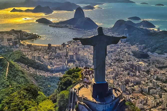 Rio: 25 minute helicopter flight with Christ the Redeemer and Beaches - Price and value: what $215.81 buys you
