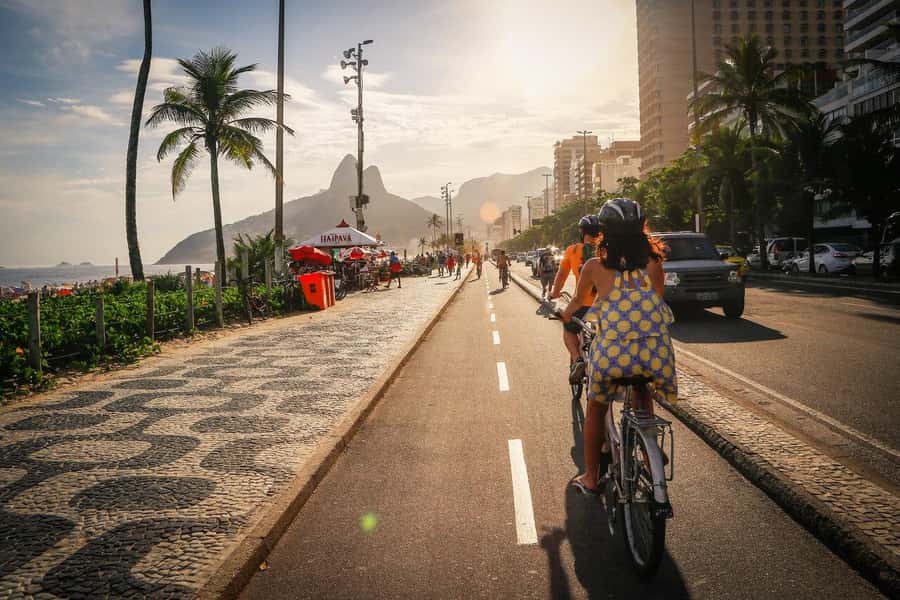 Rio Bike Tour – Discover the Beaches and Lagoon - Arpoador Rock photo stop, where the coastline feels picture perfect