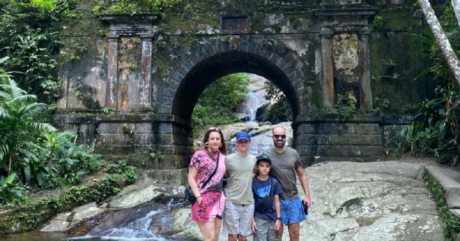 Rio de Janeiro: 4 Top Sites Guided Tour - Tijuca Forest trails and Cascatinha Tunay waterfalls