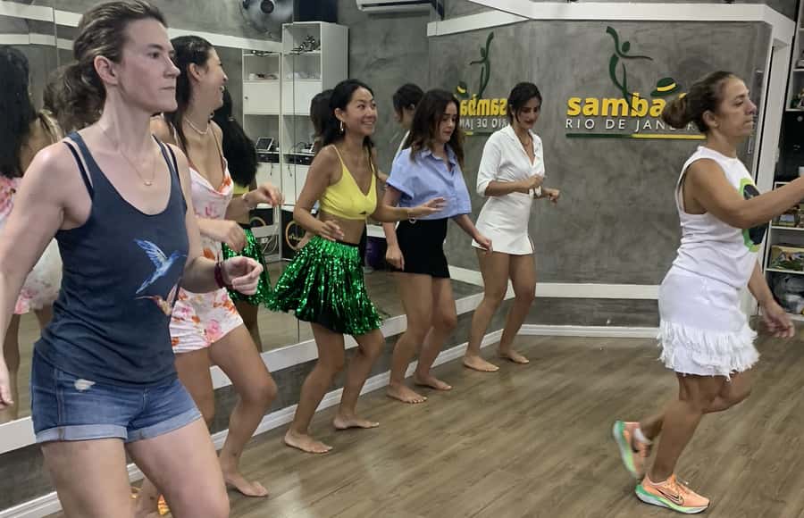 Rio de Janeiro: Beginner Samba Lesson in Ipanema - Studio setting and where you should show up