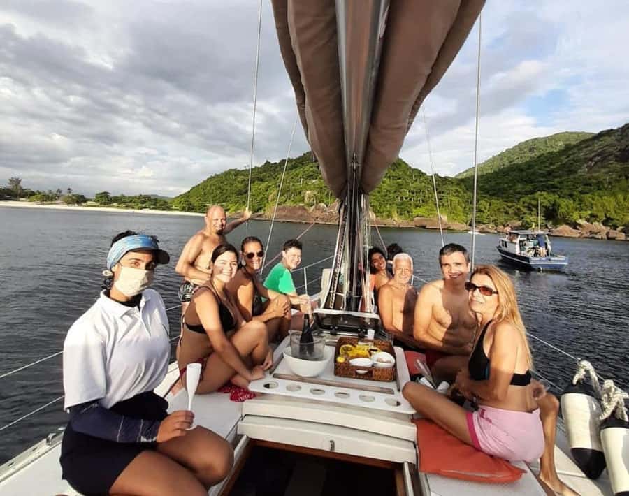Rio de Janeiro: Boat Tour with Drinks and Swimming - Quick hits: what makes this Rio boat tour worth your time