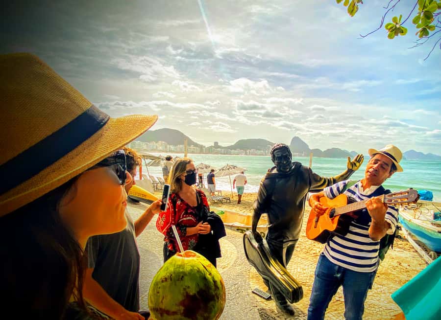 Rio de Janeiro: Bossa Nova Walking Tour with Guide - Ipanema highlights: Rua Nascimento Silva, Cantagalo, Praça General Osório