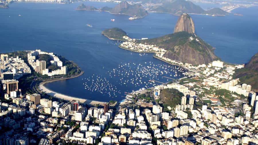 Rio de Janeiro by Air: 10-Minute Helicopter Tour - Professional guide, small group, and language options