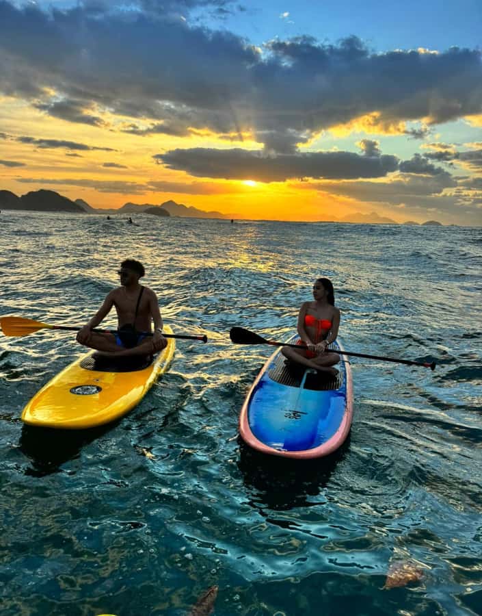 Rio de Janeiro: Copacabana Sunrise Stand Up Paddleboard Tour - Your first minutes on the board: class and setup