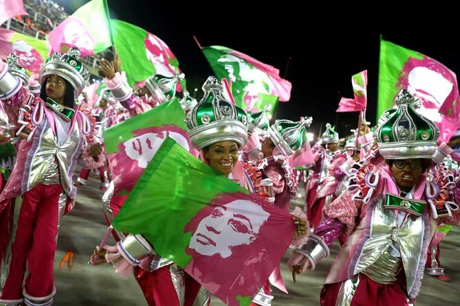 Rio de Janeiro Costume Experience in the Carnival Parade & Transfer - Rio Carnival costume parade, in plain terms