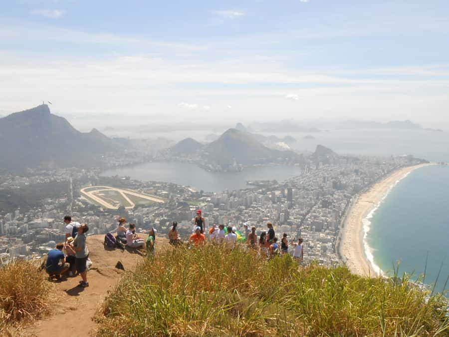 Rio de Janeiro: Dois Irmaos Hike & Favela Tour - Getting to Vidigal from Sheraton Grand Rio: simple start, paid ride
