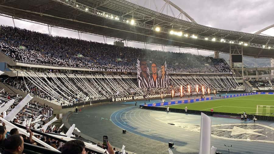 Rio de Janeiro: Enjoy a Botafogo soccer game with Locals - Logistics that matter: meeting points, cameras, and weather