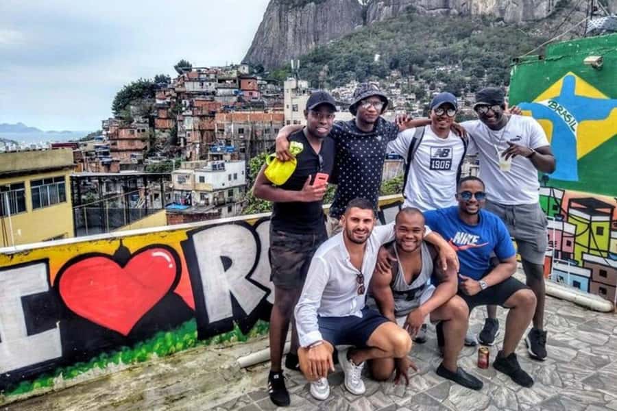 Rio de Janeiro: Favela Jeep Tour to Rocinha and Capoeira - Entering Rocinha: More Than a Photo Stop