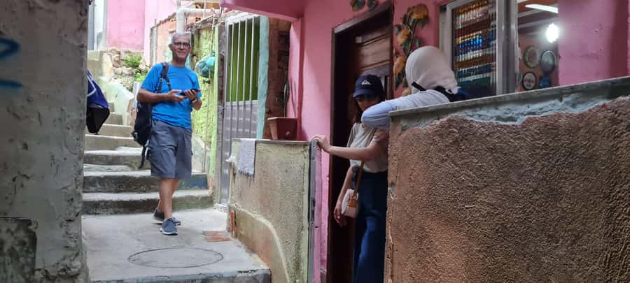 Rio de Janeiro: Favela Santa Marta Tour with Resident Guide - Meet Gilson Fumaça, the Guide Who Explains the Neighborhood From the Inside