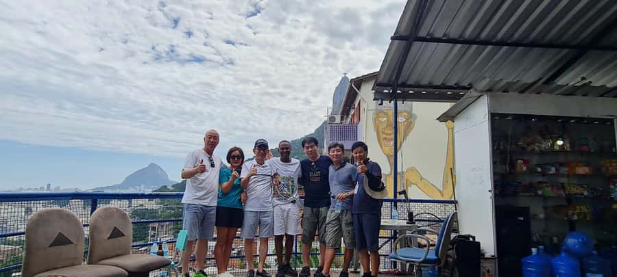 Rio de Janeiro: Favela Santa Marta Tour with Resident Guide - Cable Car Time and Viewpoints: Rio’s Icons, Seen Through Santa Marta’s Angle
