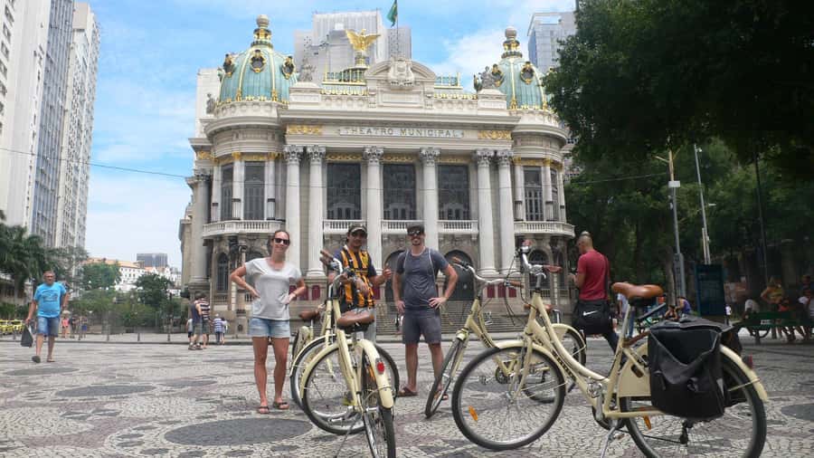Rio de Janeiro: Guided Bike Tours in Small Groups - The small group experience, and why it changes the whole ride