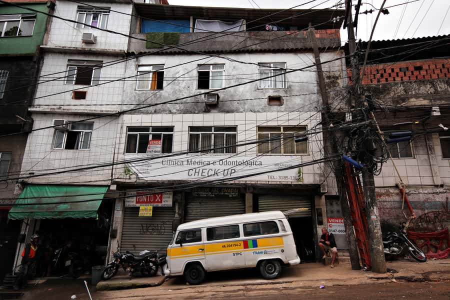 Rio De Janeiro: Half-Day Rocinha Favela Walking Tour - Capoeira in Rocinha: why this stop matters