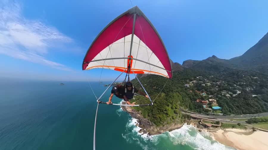 Rio de Janeiro: Hang Gliding or Paragliding Experience - Where You Start and Where You Land: São Conrado to Pedra Bonita (Tijuca Forest)