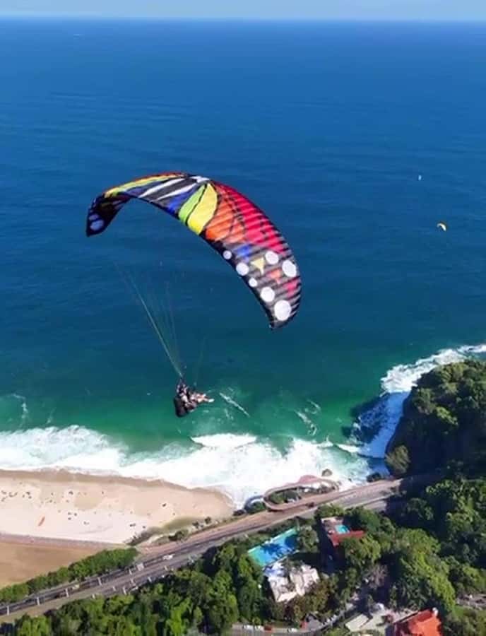 Rio de Janeiro: Hang Gliding or Paragliding Flight - Hang Gliding vs Paragliding: how RioXtreme adapts to wind and your weight