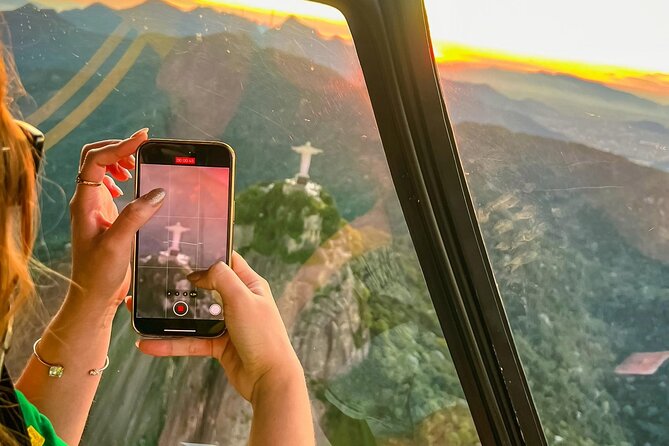 Rio de Janeiro: Helicopter flight in Christ the Redeemer - Quick Hit Key Points