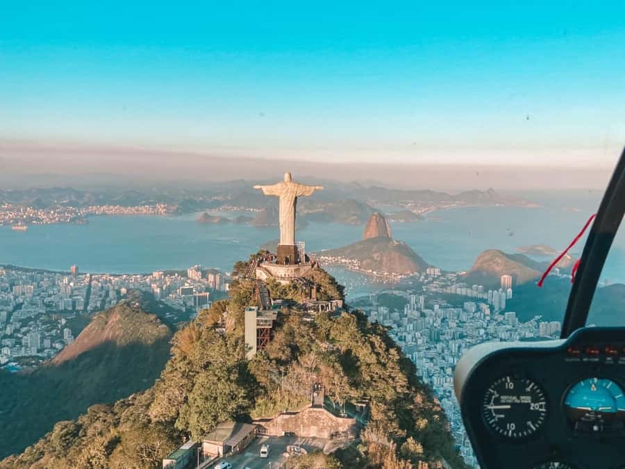 Rio De Janeiro Helicopter Flight Tour - Helicentro do Pontal, and why the timing matters