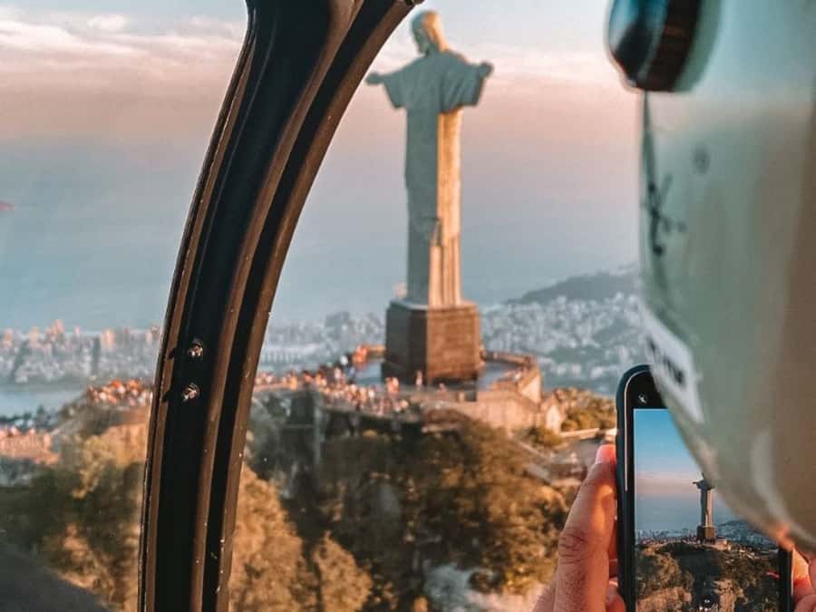 Rio De Janeiro Helicopter Flight Tour - Sugarloaf Mountain: the aerial way to understand the rock and the bay