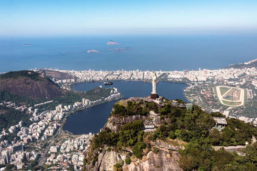Rio de Janeiro: Helicopter Tour with an unforgettable view - Christ the Redeemer from the air, and why clouds matter