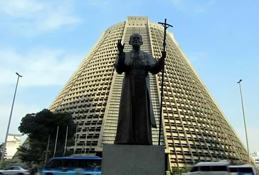 Rio de Janeiro : Highlights Walking Tour With A Guide - Key things that make this Rio walk worth your time