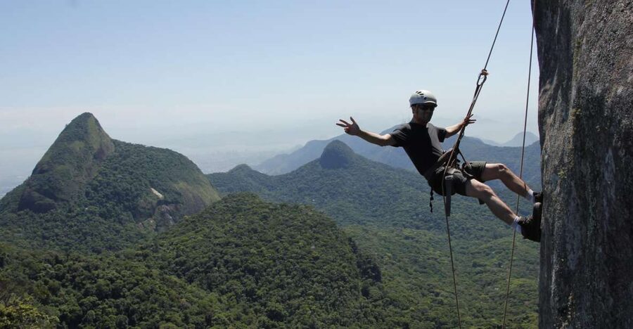 Rio de Janeiro: Hiking and Rappelling at Tijuca Forest - Museum and visitor stops, how they make the hike better