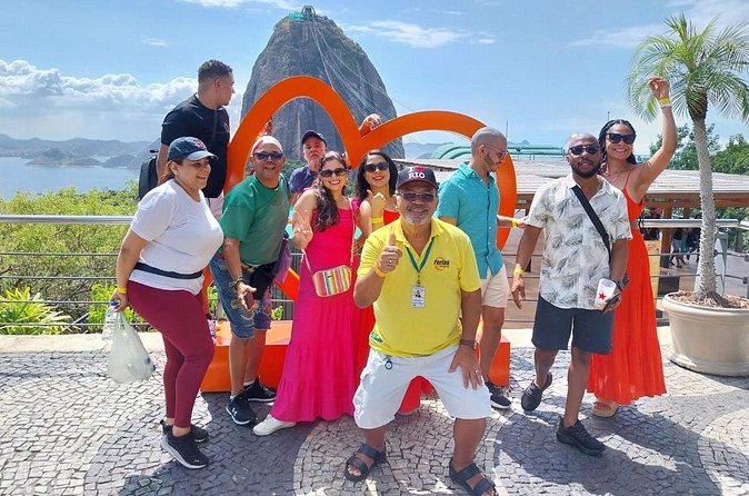 Rio de Janeiro Iconic Landmarks Guided Tour - Maracanã Stadium exterior and the Bellini statue