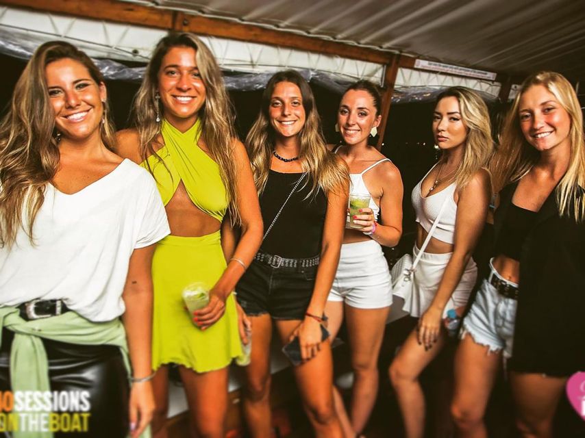 Rio de Janeiro: Late Night Boat Party with DJ and Dancing - How the 4-Hour Flow Works, From Dock to Back Again