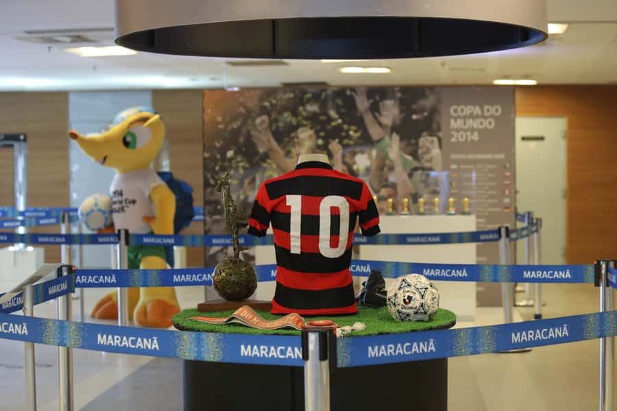 Rio de Janeiro: Maracanã & Flamengo Football Tour - Entering Maracanã Stadium, from locker rooms to sideline photos