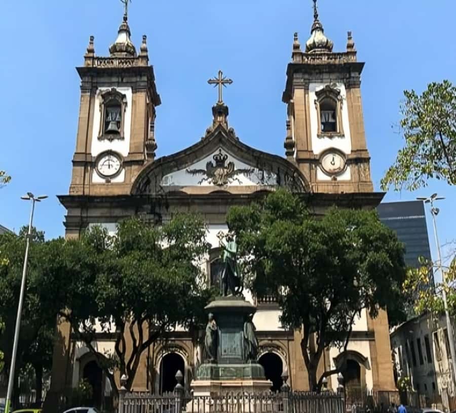 Rio de Janeiro : Must-See Sites Walking Tour With A Guide - How customization and guide help can change your whole day
