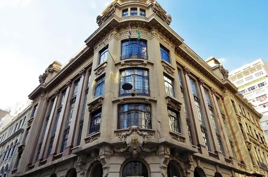 Rio de Janeiro : Must-See Sites Walking Tour With A Guide - Praça Quinze de Novembro: where Rio’s monarchy-to-republic story shows up