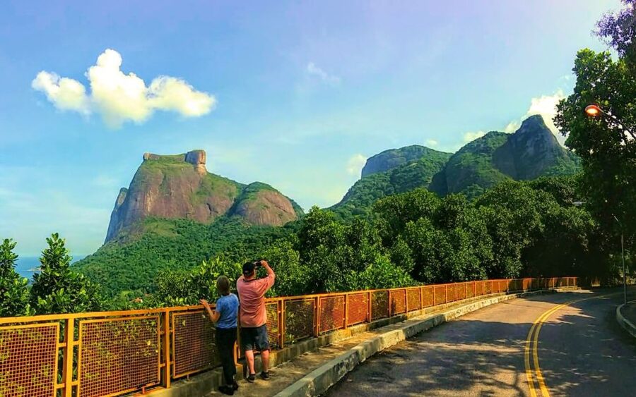 Rio de Janeiro Nature Secrets 'The Eco Citytour' - Barra da Tijuca lunch break: plan your energy, not your calories