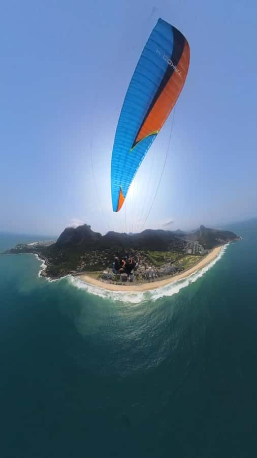 Rio de Janeiro: Paragliding experience at Pedra Bonita - Price and value: $198 plus on-site insurance
