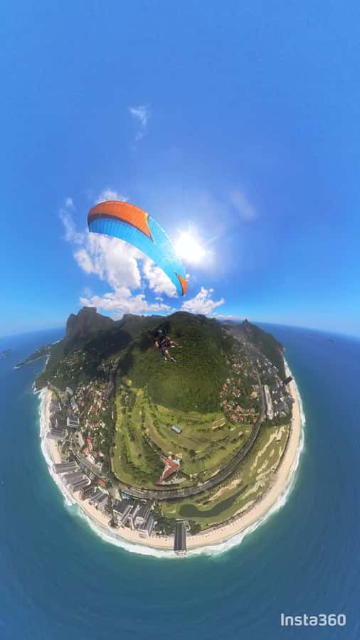 Rio de Janeiro: Paragliding experience at Pedra Bonita - Should you book this Pedra Bonita paragliding experience?